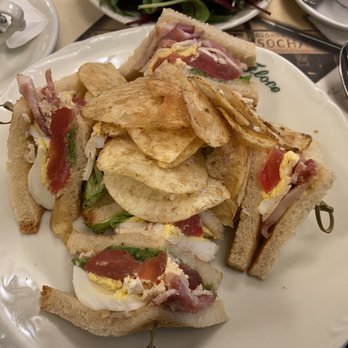 Café de Flore - Cafes Near Me - Paris, 75