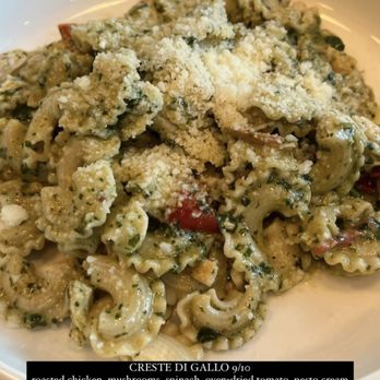 Sixty Vines - CRESTE DI GALLO
roasted chicken, mushrooms, spinach, oven-dried tomato, pesto cream - New American Near Me - Charlotte, North Carolina Sixty Vines - CRESTE DI GALLO
roasted chicken, mushrooms, spinach, oven-dried tomato, pesto cream - New American Near Me - Charlotte, North Carolina