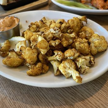 Zachary's Chicago Pizza - Roasted Cauliflower - Pizza Near Me - Pleasanton, California Zachary's Chicago Pizza - Roasted Cauliflower - Pizza Near Me - Pleasanton, California