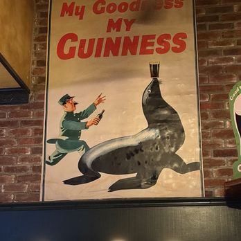 Hennessey's Tavern - Juice Bars & Smoothies Near Me - Seal Beach, California