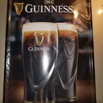 Scotch 'n' Soda - Thanks Gordy for the Guinness ad/sign. You're a fun guy. ;-) - Gastropubs Near Me - Wiesbaden, HE