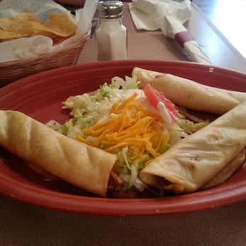 Casa Fiesta Mexican Restaurant - Flautas supreme - 2 chicken and 1 beef. Delicious! - Mexican Near Me - Cullman, Alabama Casa Fiesta Mexican Restaurant - Flautas supreme - 2 chicken and 1 beef. Delicious! - Mexican Near Me - Cullman, Alabama