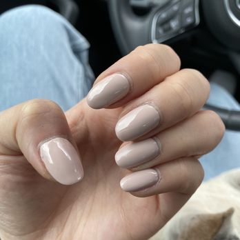 H&K Nail Salon - Uneven coat :( - Nail Salons Near Me - Astoria, New York