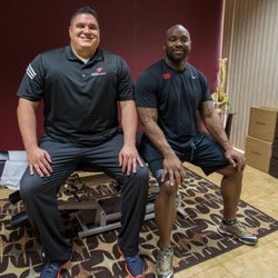 PROCARE Spine & Sports Therapy - Dr. Boothe with friend, and colleague Le Charles Bentley.