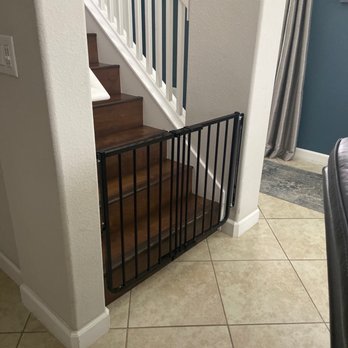 Full House Babyproofing - Gate at the bottom of the staircase - Childproofing Near Me