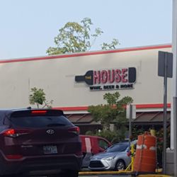The House - Located at Plaza Caparra
