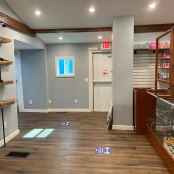 Heads Cannabis - Heads Adrian Cannabis Dispensary - Cannabis Dispensaries Near Me - Adrian, Michigan Heads Cannabis - Heads Adrian Cannabis Dispensary - Cannabis Dispensaries Near Me - Adrian, Michigan