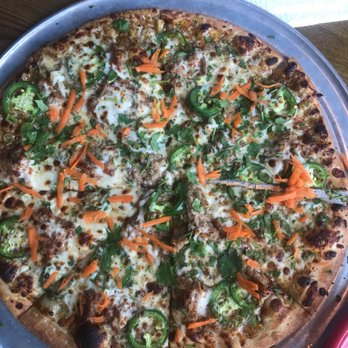 Extreme Pizza - 14 " Hanoi Fever - Salad Near Me - Charlottesville, Virginia