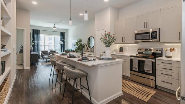 Vidorra McKinney Avenue