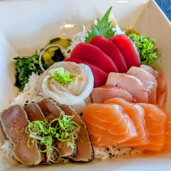 Miyoshi Japanese Restaurant - Chirashi bowl - Japanese Near Me - Bakersfield, California