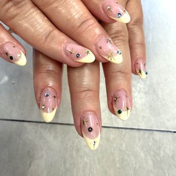 Natural Nail & Spa - Waxing Near Me - Studio City, California