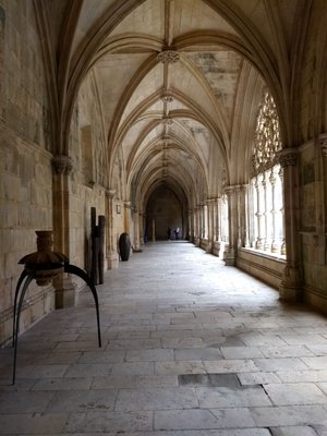 Batalha Monastery by null