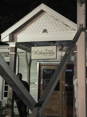 Treme Hideaway by null