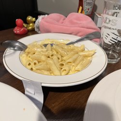 Main Street Tavern - Mac & cheese = YUM