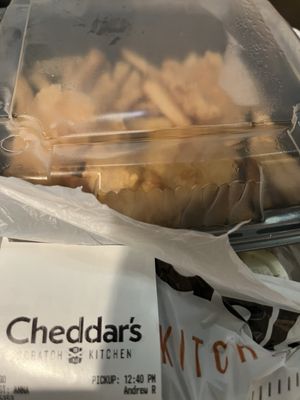 Cheddar's Scratch Kitchen by null