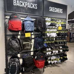 SKECHERS Warehouse Outlet