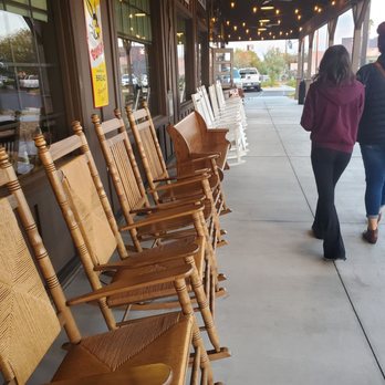 Cracker Barrel Old Country Store - Southern Near Me - Bakersfield, California