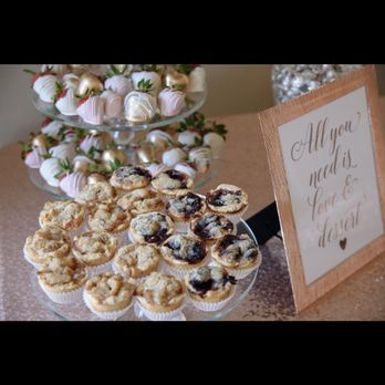Sugar Lab Cake Studio - Mini pies... AMAZING - Bakeries Near Me - Ventura, California Sugar Lab Cake Studio - Mini pies... AMAZING - Bakeries Near Me - Ventura, California