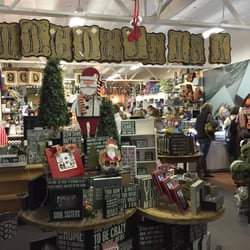 Heart Strings - Always a plethora of special occasion/seasonal decor items.