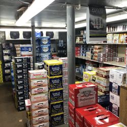 Charlie Johns Store - Beer Cave