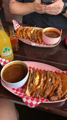 Comal y Canela by null