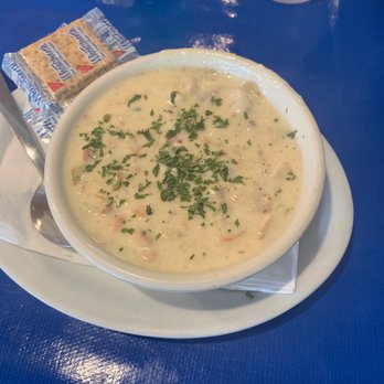 Mrs. Olson's Coffee Hut - Cup of Mrs. Olsen's chowder - American Near Me - Oxnard, California