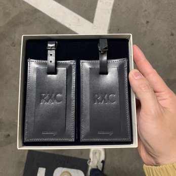 Coco's Leather Goods - British Airways Luggage Tags with matching imprint font - Leather Goods Near Me - Beverly Hills, California Coco's Leather Goods - British Airways Luggage Tags with matching imprint font - Leather Goods Near Me - Beverly Hills, California