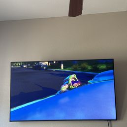 65 in TV mount
