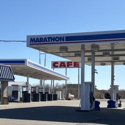 S & R Truck Plaza & Cafe - Gas and food, right off the 260 exit.
