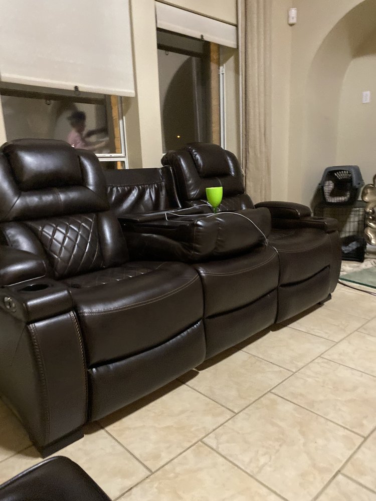 FURNITURE OUTLET Updated October 2024 5218 Kostoryz Rd, Corpus