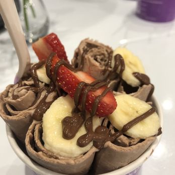Simply Rolled Ice Cream - Did the #1 Banana Nutella but added strawberries and changed vanilla for chocolate. - Ice Cream & Frozen Yogurt Near Me - Cincinnati, Ohio
