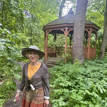 Clark Botanic Garden - Clark Gardens is a beautiful place to stroll, sit and just look around - Botanical Gardens Near Me - Albertson, New York
