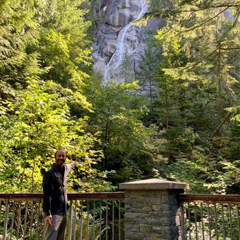 Shannon Falls Provincial Park - Got myself with Shannon Falls. - Parks Near Me - Squamish, British Columbia Shannon Falls Provincial Park - Got myself with Shannon Falls. - Parks Near Me - Squamish, British Columbia
