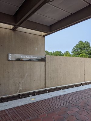 EAST FALLS CHURCH METRO STATION - Updated September 2024 - 40 Photos