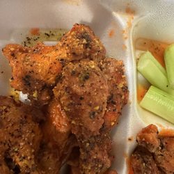Sumo Hibachi & Wings - Dry, dark wings. They've been refrried.