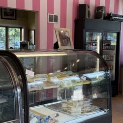 Mel-O-Glaze Bakery & Donut Shop