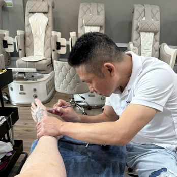 Nails Station - "T" is a master at his craft! - Nail Technicians Near Me - Pensacola, Florida Nails Station - "T" is a master at his craft! - Nail Technicians Near Me - Pensacola, Florida