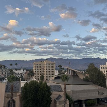Osa Rooftop - View - Bars Near Me - Pasadena, California