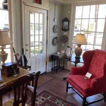 Raymond James & Co Antiques - Antiques Near Me - Lahaska, Pennsylvania