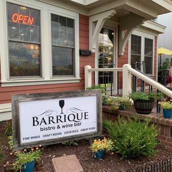 Barrique Wine & Brew Bar - the entrance - Wine Bars Near Me - Lake Geneva, Wisconsin