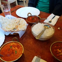 Priya Indian Restaurant - Chicken tikka, lamb vindaloo, chickpea masala