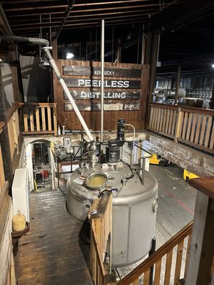 Kentucky Peerless Distilling Co by null