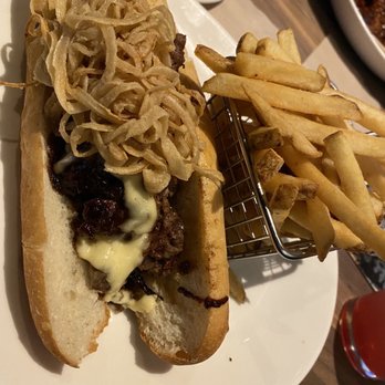 Yard House - New American Near Me - Wayne, New Jersey