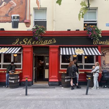 Sheehans - Sheehan's Pub - Pubs Near Me - Dublin, D