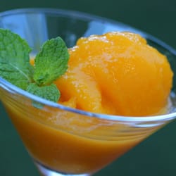 The Great India Restaurant - Mango sorbet. Søtt, men utrolig forfriskende! Perfekt etter et sterkt og fyldig måltid!