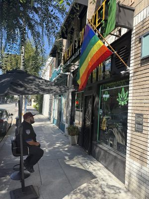 4Twenty Market Weed Dispensary West Hollywood by null