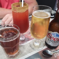 Restaurant Stratos Pizzeria - Ice tea, Bloody Cesar and beer!