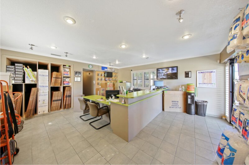 PERSONAL MINI STORAGE Updated July 2024 11 Photos 608 W Vine St