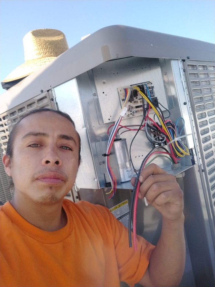 Slide of Freddy's Air Conditioning And Electric