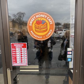 Sweet Honey Cafe - Look for the sign! It gets packed by 1130am so go early. - Sandwiches Near Me - Mundelein, Illinois Sweet Honey Cafe - Look for the sign! It gets packed by 1130am so go early. - Sandwiches Near Me - Mundelein, Illinois